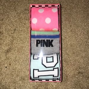 PINK VS 3 pack of socks